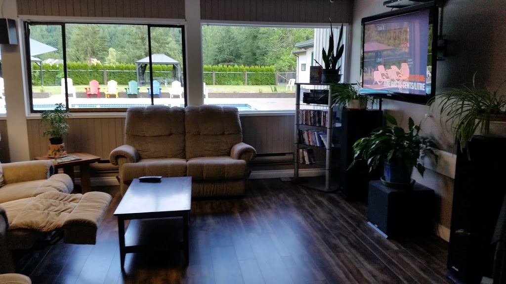 Cultus Lake | 1855 Columbia Valley Hwy, Lindell Beach, BC V2R 0E1, Canada | Phone: (604) 858-3932
