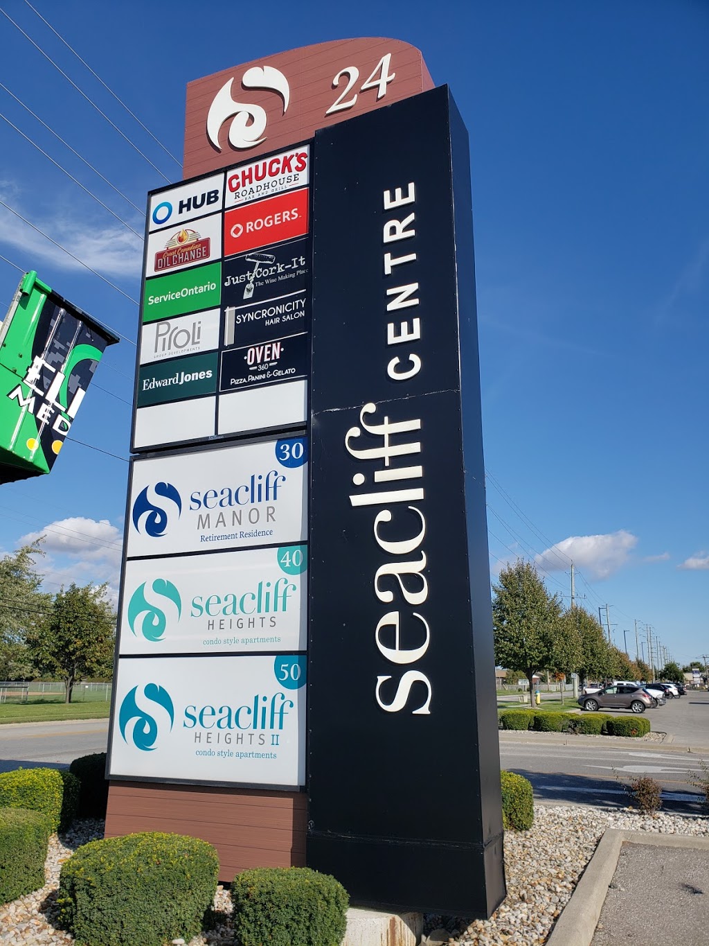 Seacliff Heights | 24 Seacliff Dr E #405, Leamington, ON N8H 0C2, Canada | Phone: (844) 747-0542