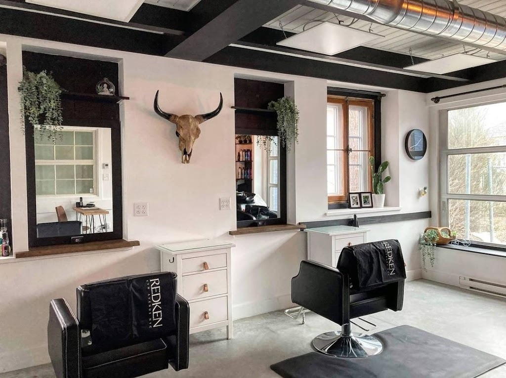 Studio B|C | 24 Rue Saint-Michel, Vaudreuil-Dorion, QC J7V 1E8, Canada | Phone: (450) 218-1120