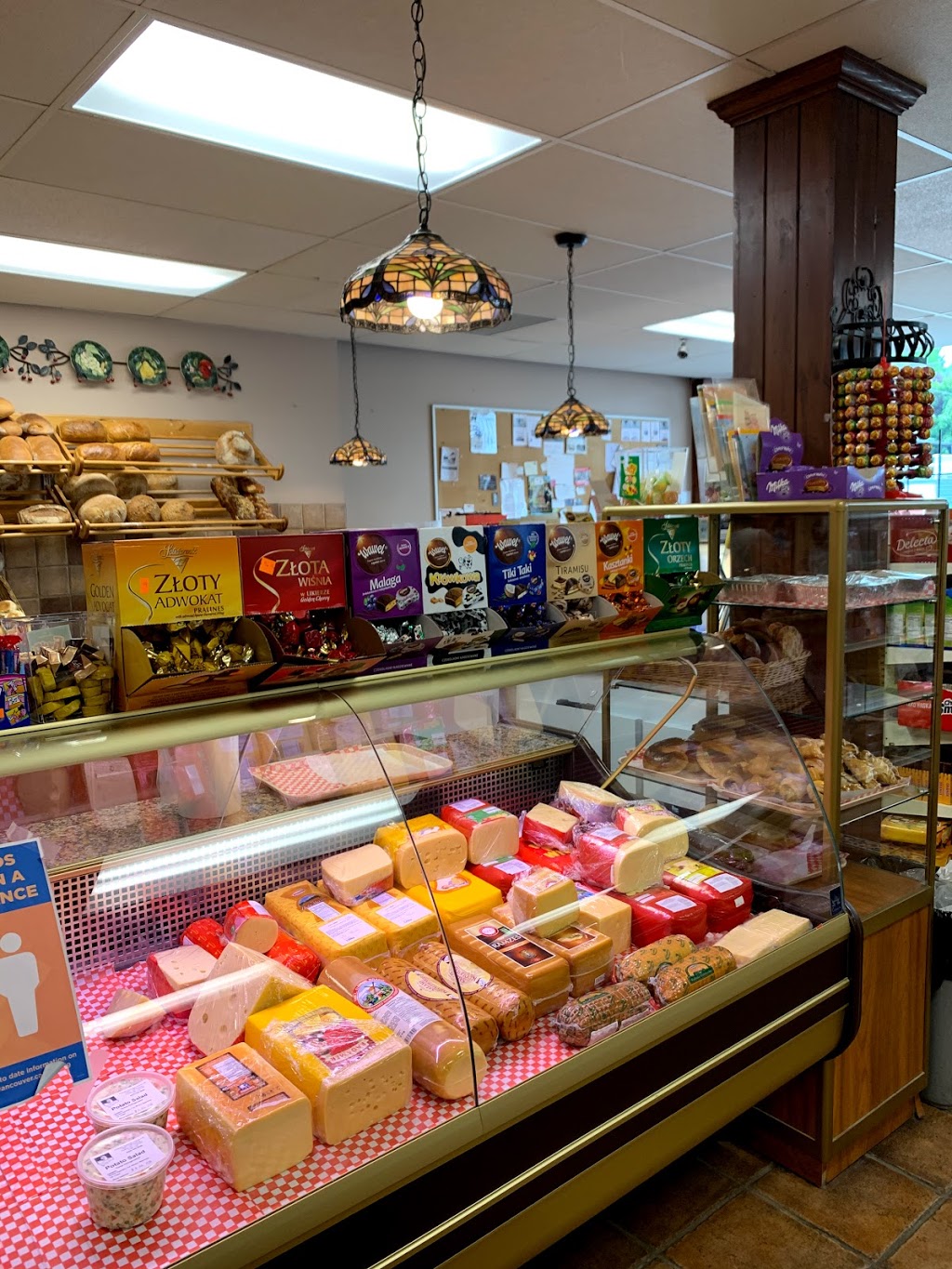 Polonia Bakery & Deli | 14641 108 Ave, Surrey, BC V3R 1V8, Canada | Phone: (604) 930-8848