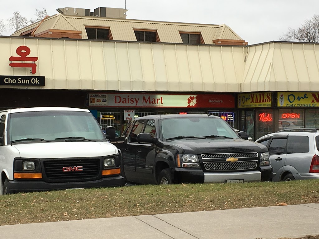 Daisy Mart | 7351 Yonge St, Thornhill, ON L3T 2B3, Canada | Phone: (905) 882-8452