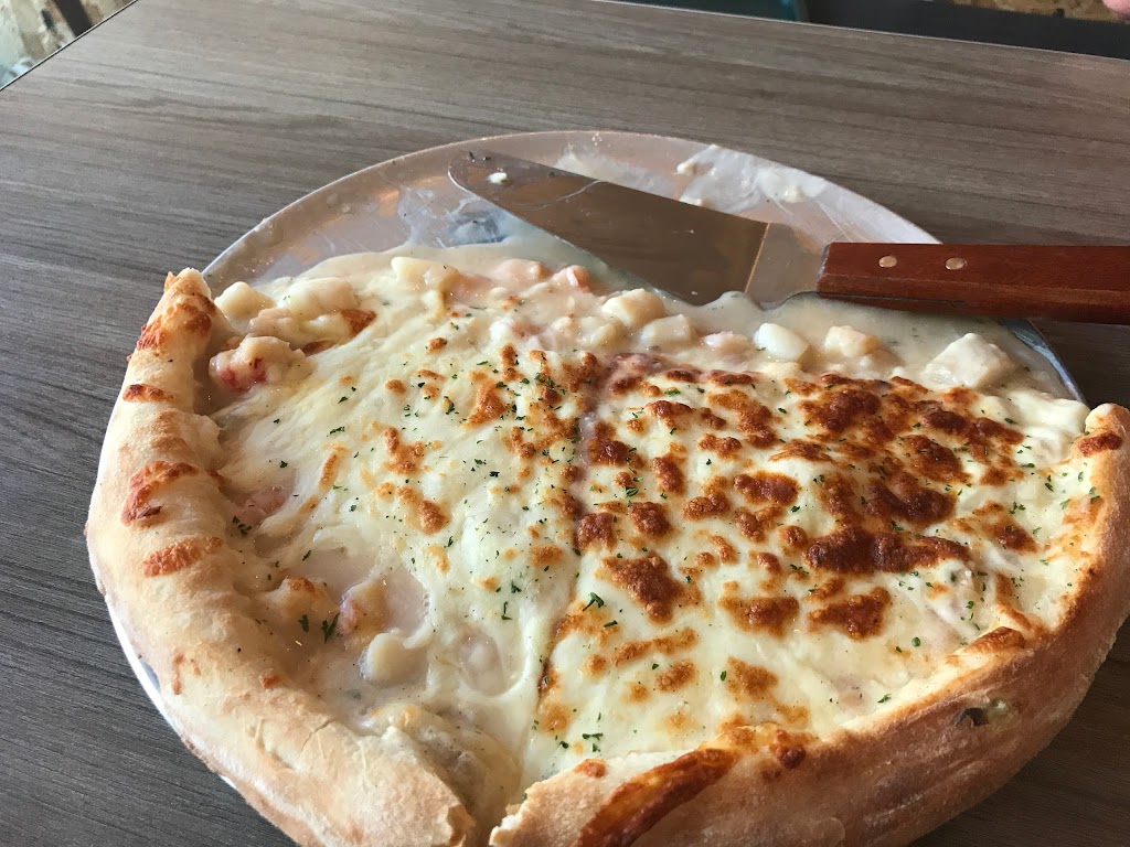 Là Pizza | 93 Rue Notre Dame E, Trois-Pistoles, QC G0L 4K0, Canada | Phone: (418) 851-5117