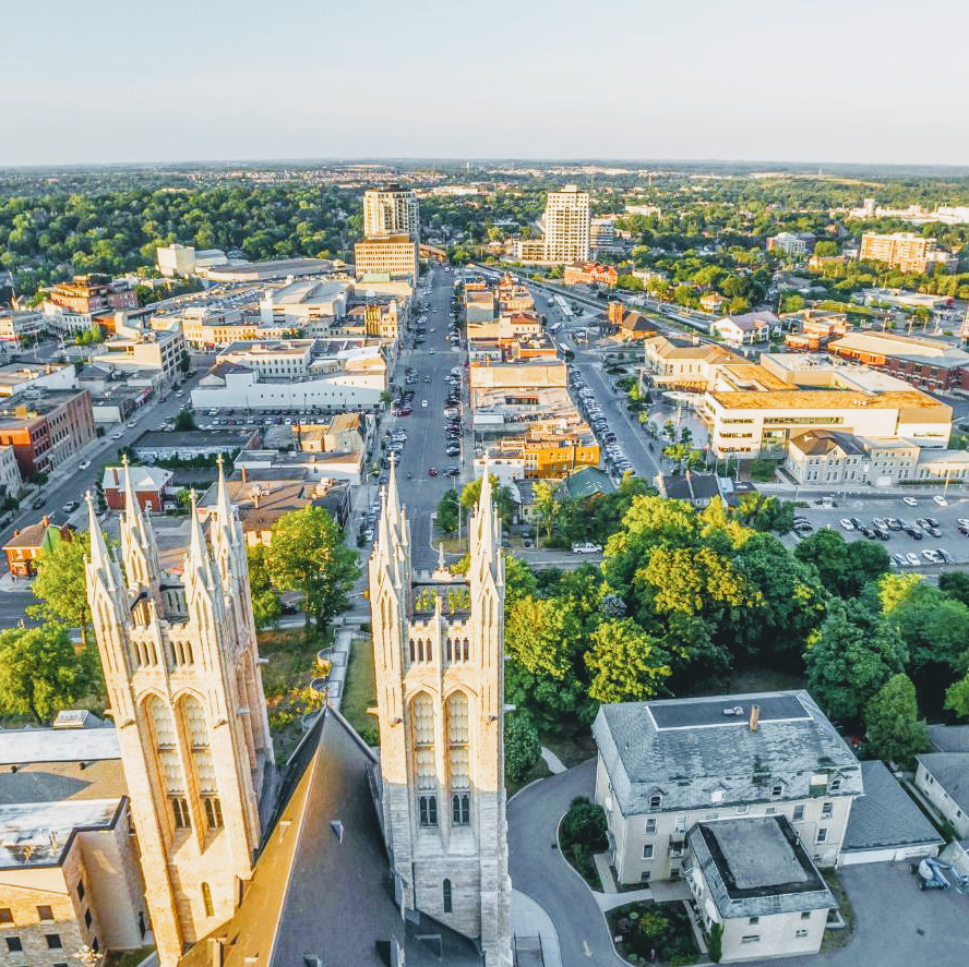 Anita Van Rootselaar - RE/MAX Hallmark Realty Ltd | 351 Auden Rd, Guelph, ON N1E 6T2, Canada | Phone: (519) 831-2144
