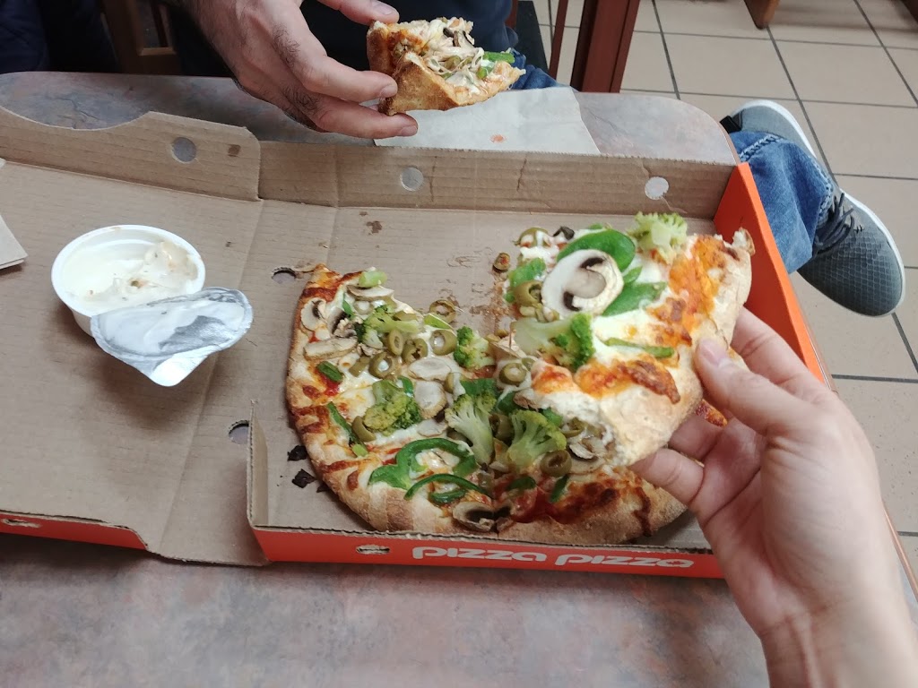 Pizza Pizza | 1250 Eglinton Ave W, Mississauga, ON L5V 1N3, Canada | Phone: (416) 967-1111