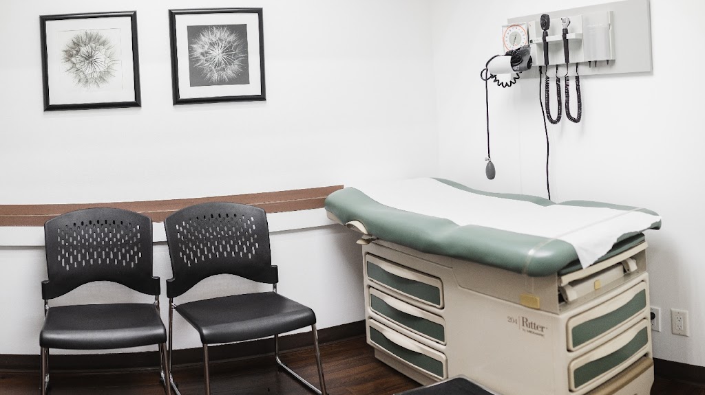 Surlang Medical Clinic | 19475 Fraser Hwy #106, Surrey, BC V3S 6K7, Canada | Phone: (604) 533-5051
