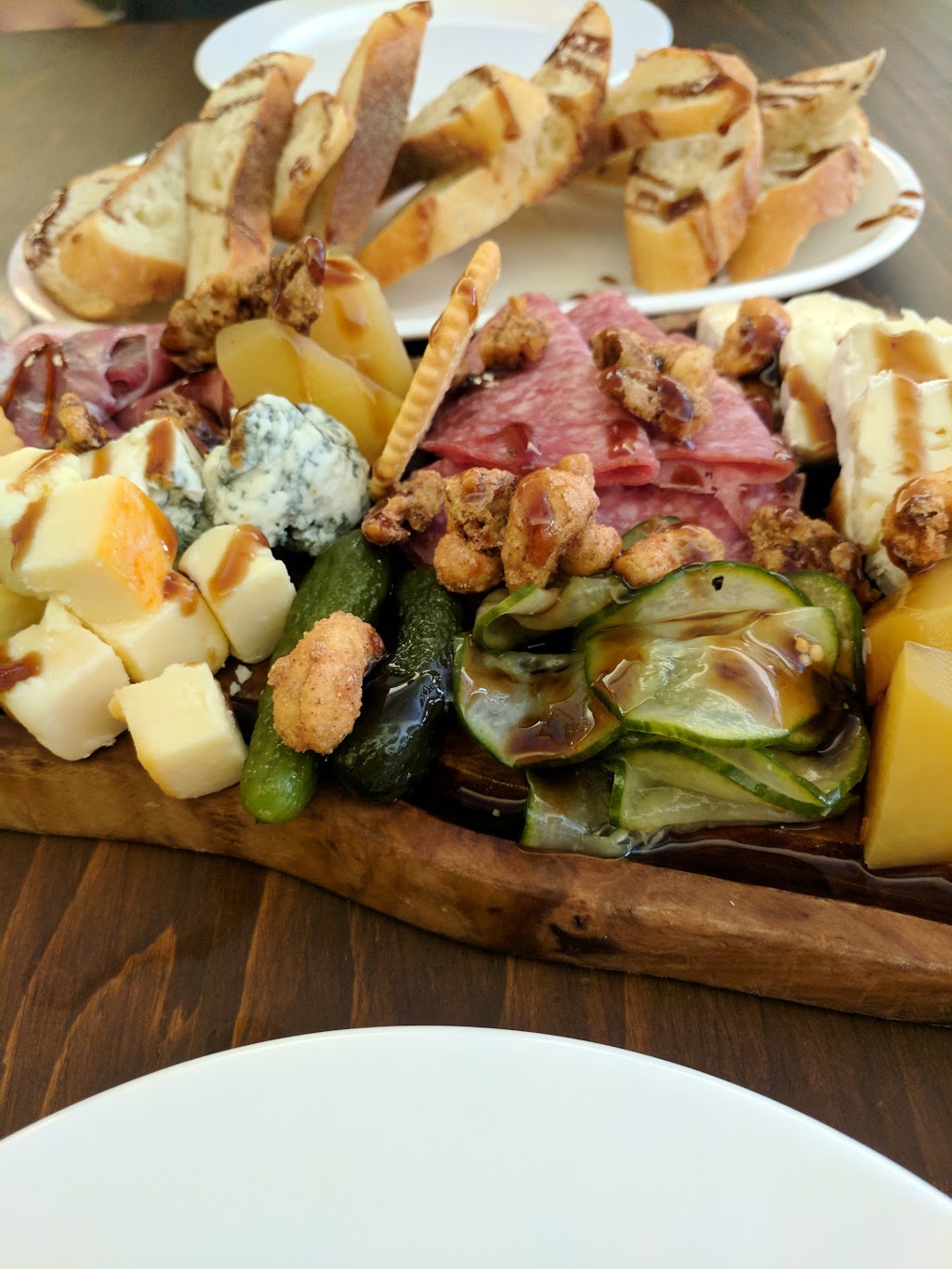 Copper Kettle Pub | 517 Main St, Georgetown, ON L7G 3S9, Canada | Phone: (905) 877-5551
