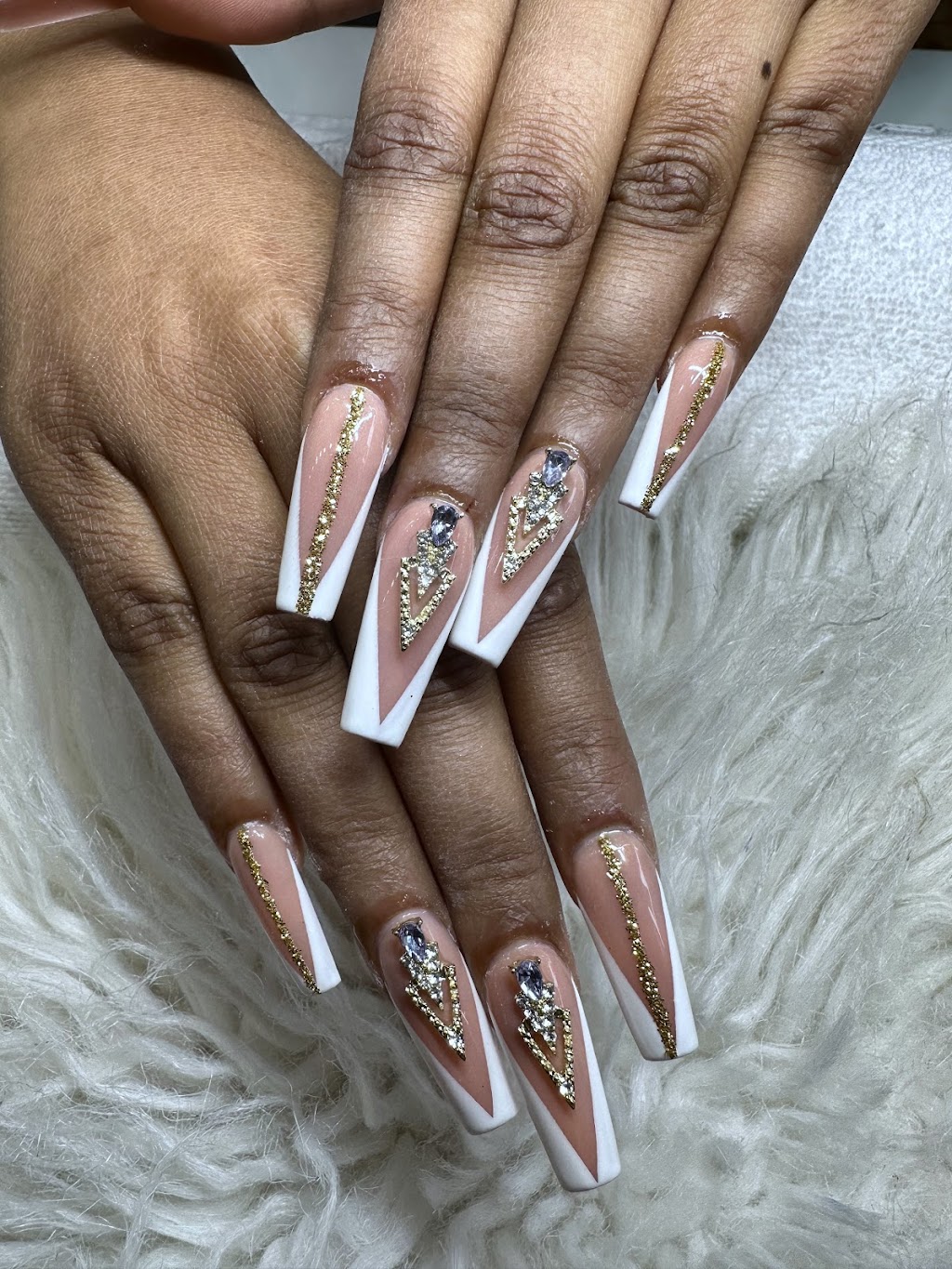 Oakville Nail Bar | 2460 Neyagawa Blvd #3, Oakville, ON L6H 7P4, Canada | Phone: (905) 257-0778