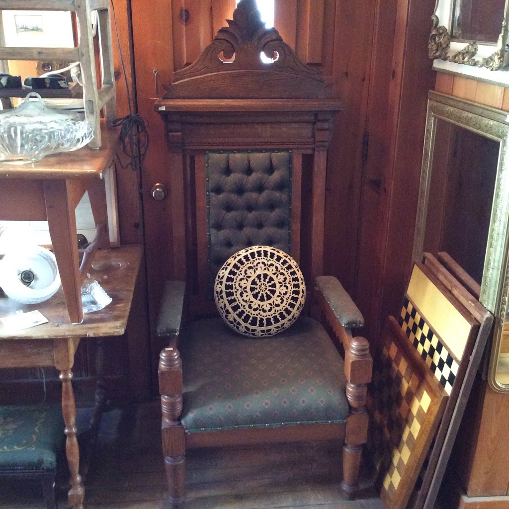 Antiquitiés Gaston Chamberland | 3768 Rue Principale, Dunham, QC J0E 1M0, Canada | Phone: (450) 295-1190