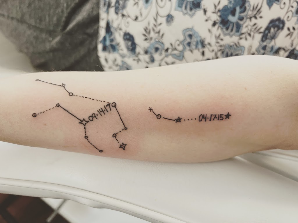 Lines and Vibes Tattoo Studio | 141 Mahogany Square SE, Calgary, AB T3M 0T1, Canada | Phone: (825) 431-4424