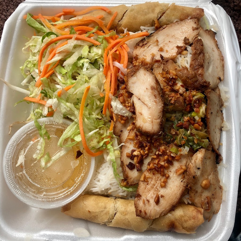 Hong An Vietnamese Cuisine | 4600 130 Ave SE, Calgary, AB T2Z 0C2, Canada | Phone: (403) 452-7879