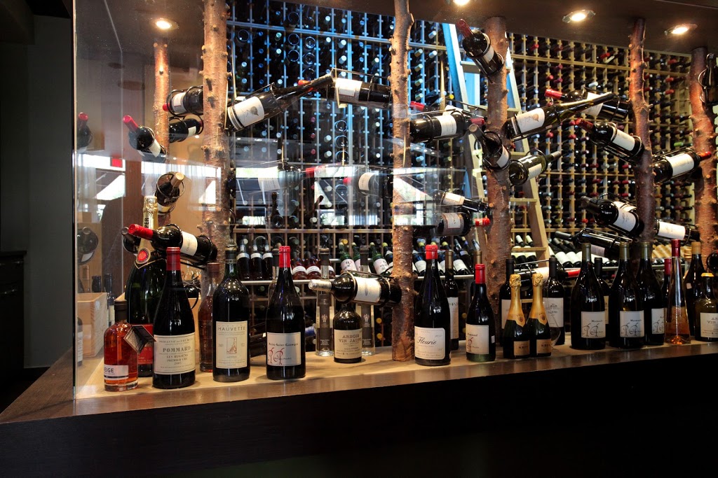 Laurie Raphaël | 117 Rue Dalhousie, Québec, QC G1K 9B7, Canada | Phone: (418) 692-4555