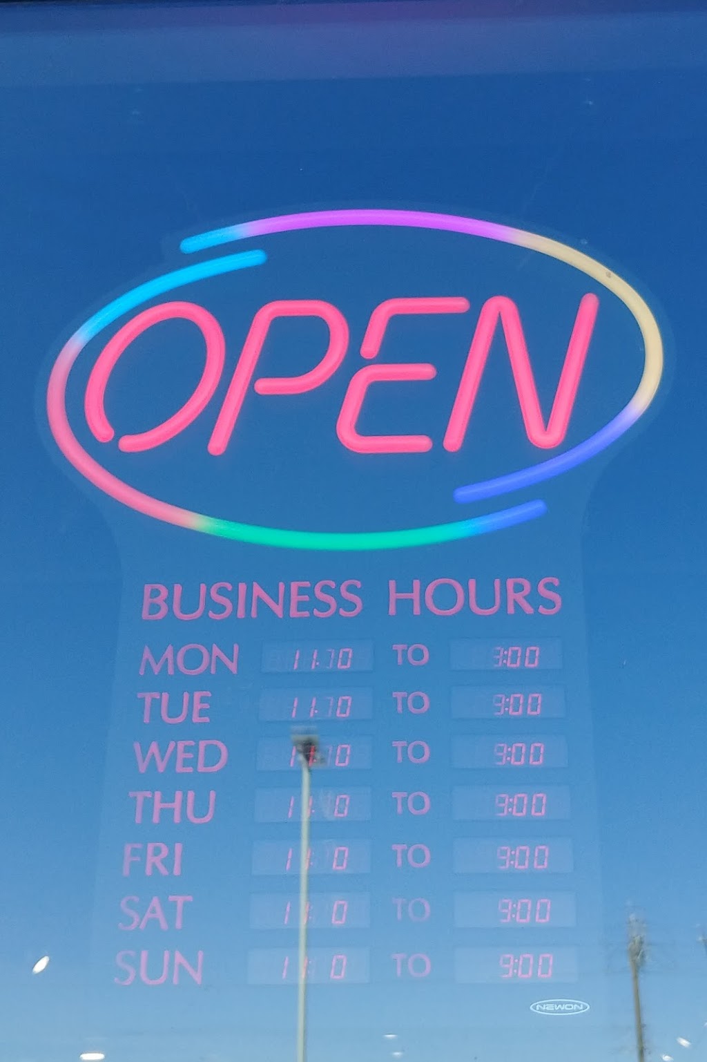 Osmows Shawarma | 140 Hamilton Regional Rd 8 Unit 10A, Stoney Creek, ON L8G 1C2, Canada | Phone: (905) 664-6106
