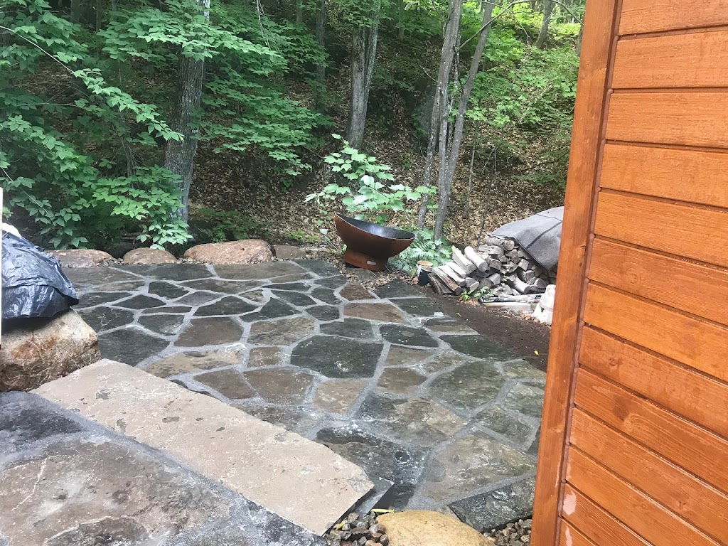 Excavation Desmarais Inc. | 135 Chem. de la Canadienne, Saint-Adolphe-dHoward, QC J0T 2B0, Canada | Phone: (819) 323-8851