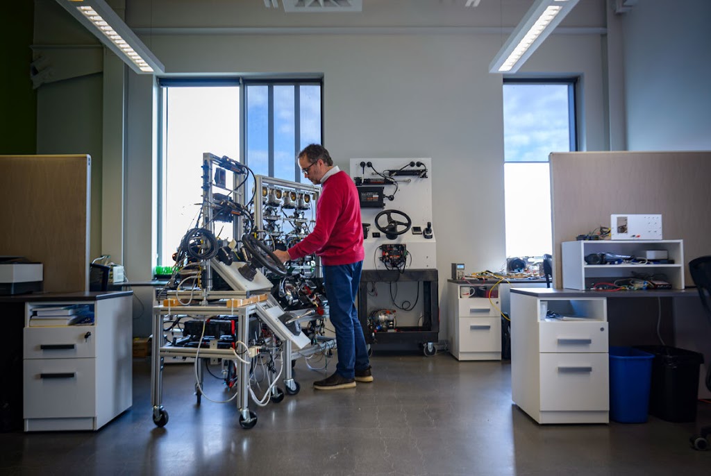 Novocis | 1300 Pl. du Technoparc, Trois-Rivières, QC G9A 0A9, Canada | Phone: (819) 374-4061
