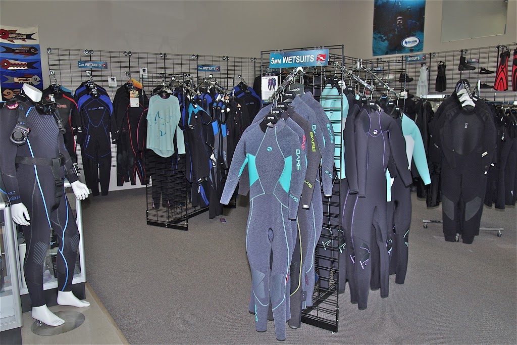 Float N Flag Dive Centre | 3245 Harvester Rd #9, Burlington, ON L7N 3T7, Canada | Phone: (905) 333-3483