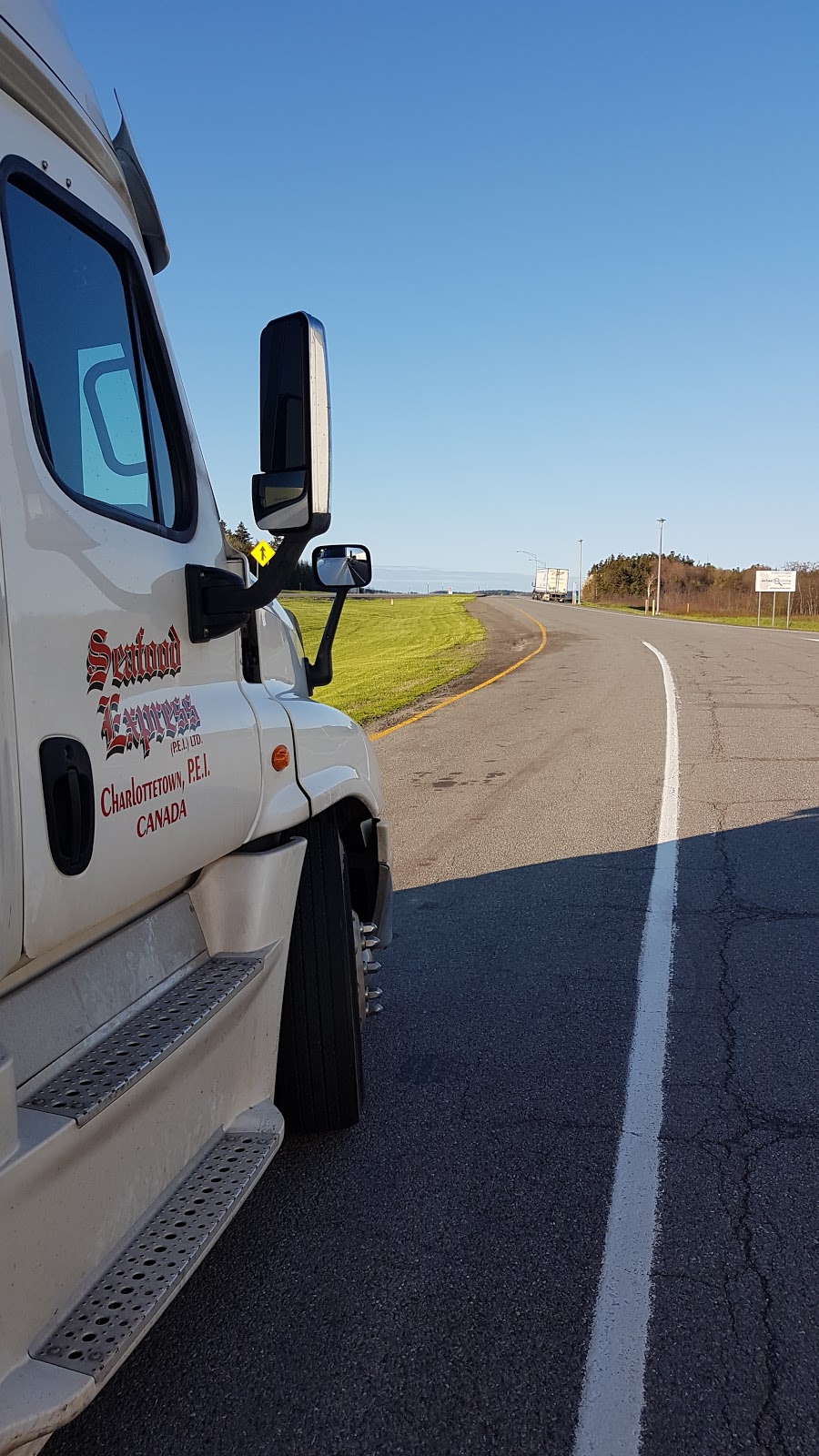 SFX Transport | 96 Sherwood Rd, Charlottetown, PE C1E 3M9, Canada | Phone: (902) 566-1102