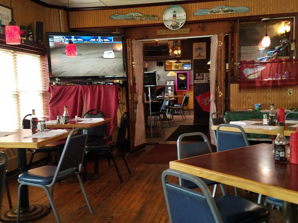 Rays Diner and tavern | 1694 Lake Rd, Youngstown, NY 14174, USA | Phone: (716) 745-3657