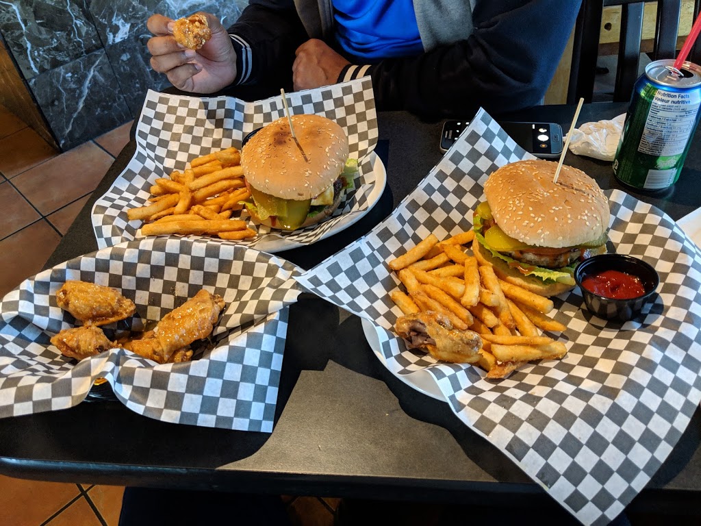 Arooba Burgers & Cafe | 361 Parkhurst Square, Brampton, ON L6T 0C2, Canada | Phone: (437) 929-5577