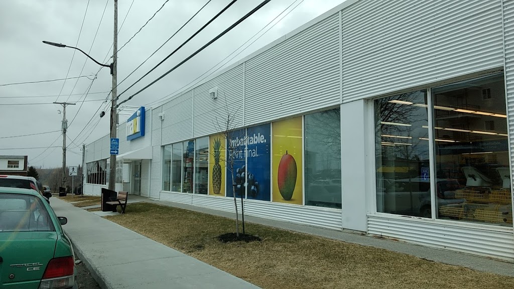 Maxi | 205 1re Av, Asbestos, QC J1T 1Y3, Canada | Phone: (819) 879-5457