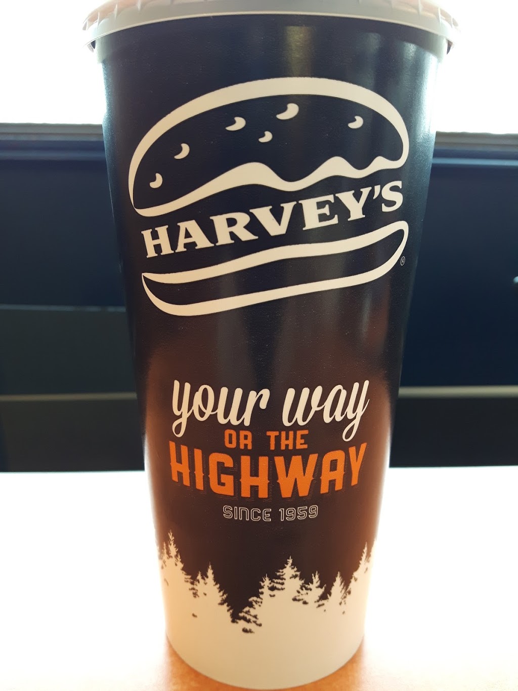 Harveys | 3095 Dougall Ave, Windsor, ON N9E 1S3, Canada | Phone: (519) 972-4826