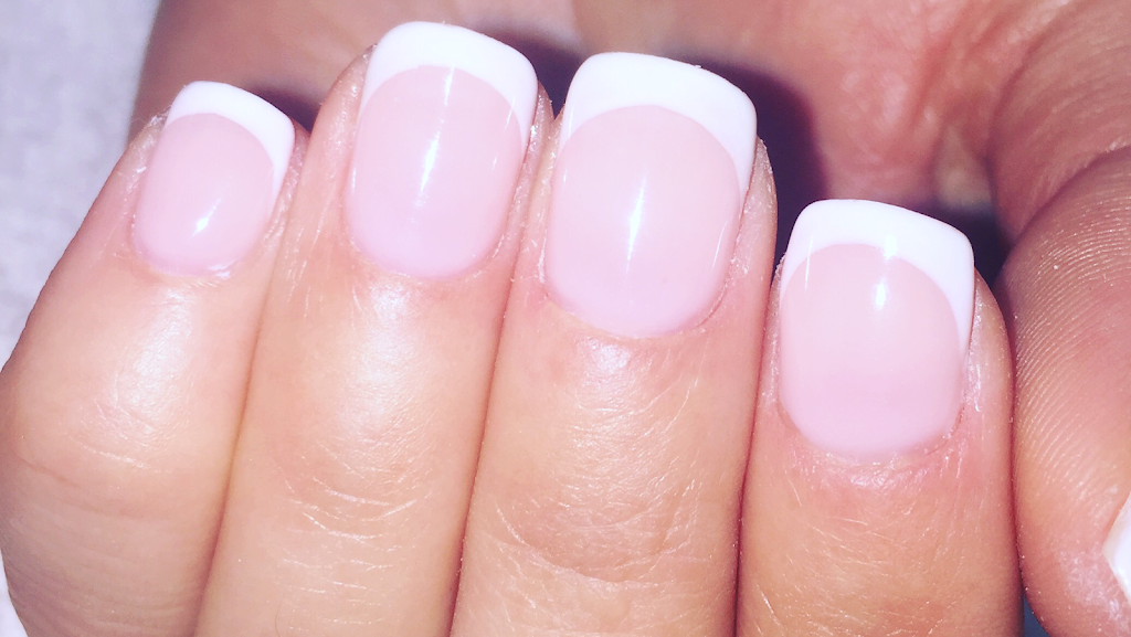 Purity Nails & Spa | 535 Brant St #6, Burlington, ON L7R 2G6, Canada | Phone: (905) 634-9696