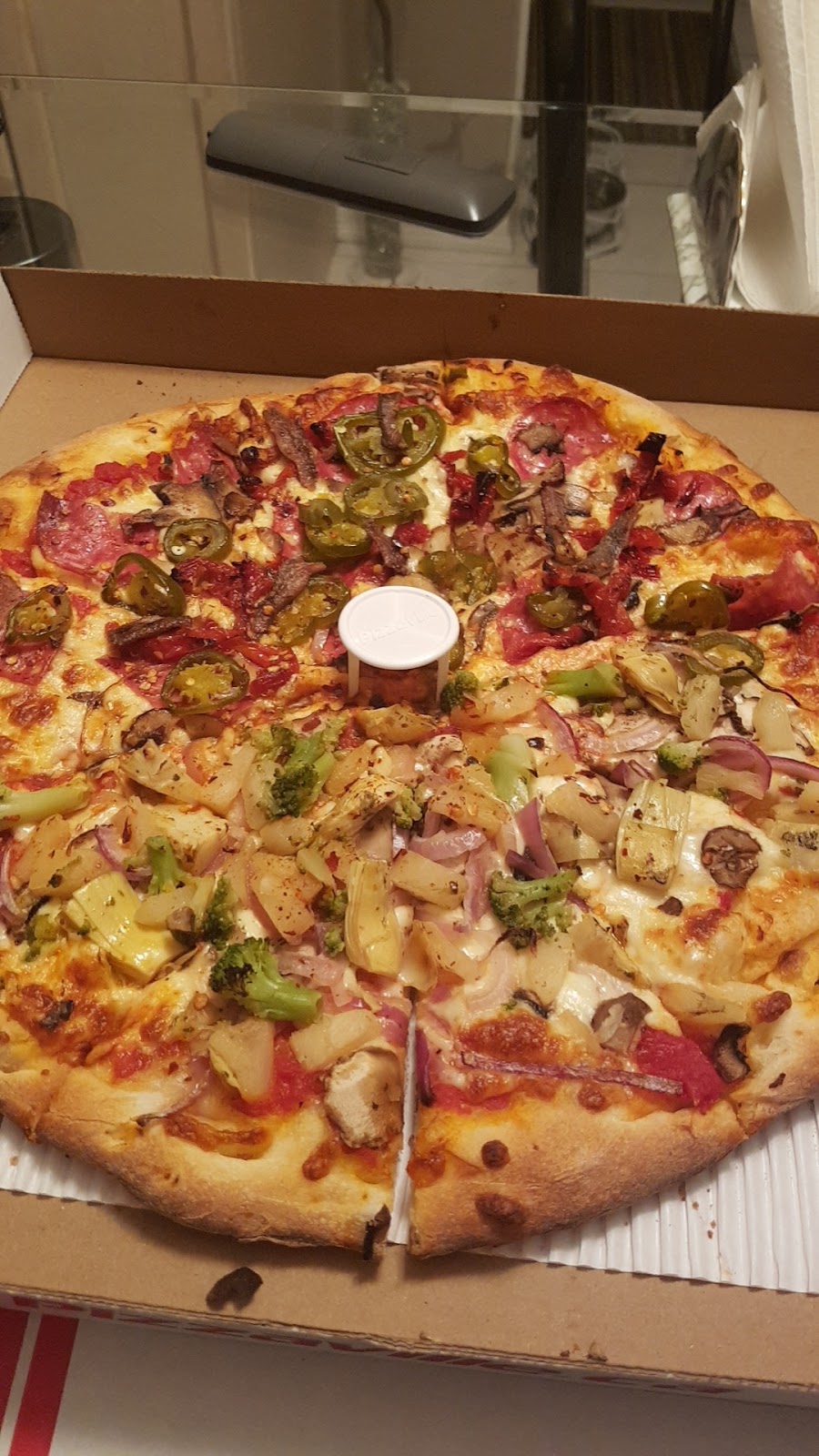 Pizzaville | 9200 Weston Rd, Woodbridge, ON L4H 2P8, Canada | Phone: (416) 736-3636