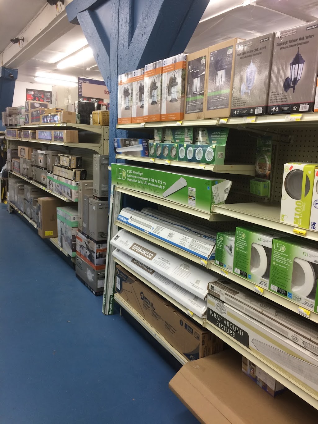 Grand Forks Renovation Centre | 7450 4 St, Grand Forks, BC V0H 1H0, Canada | Phone: (250) 442-2270