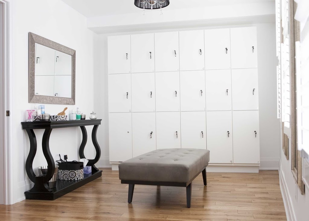 Barre Beautiful | 2156 Yonge St, Toronto, ON M4S 2A8, Canada | Phone: (647) 748-2156