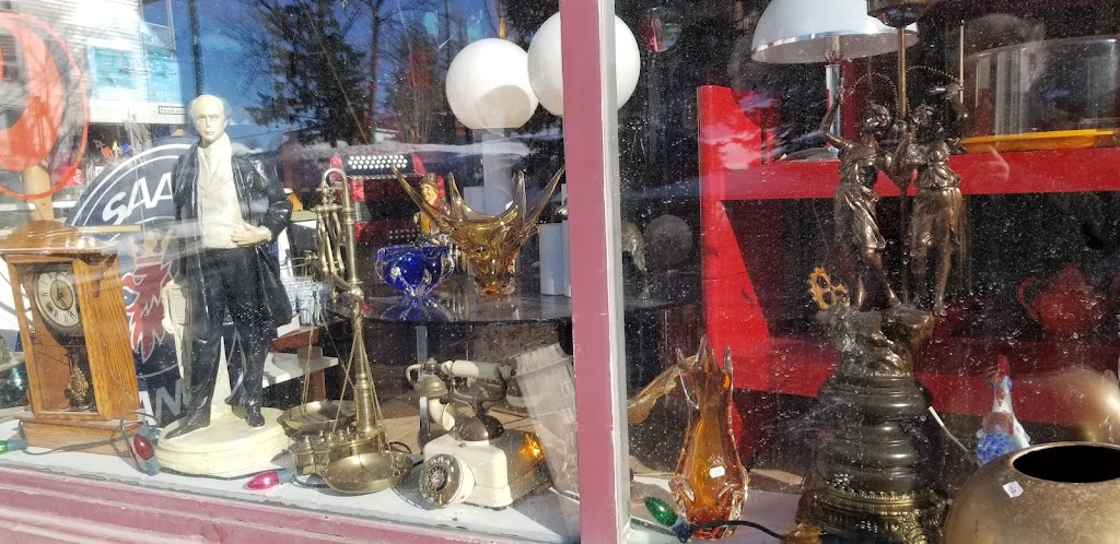 Brocante François Carrier | 5650 Rue Saint-Louis #100, Lévis, QC G6V 4E6, Canada | Phone: (418) 905-4879