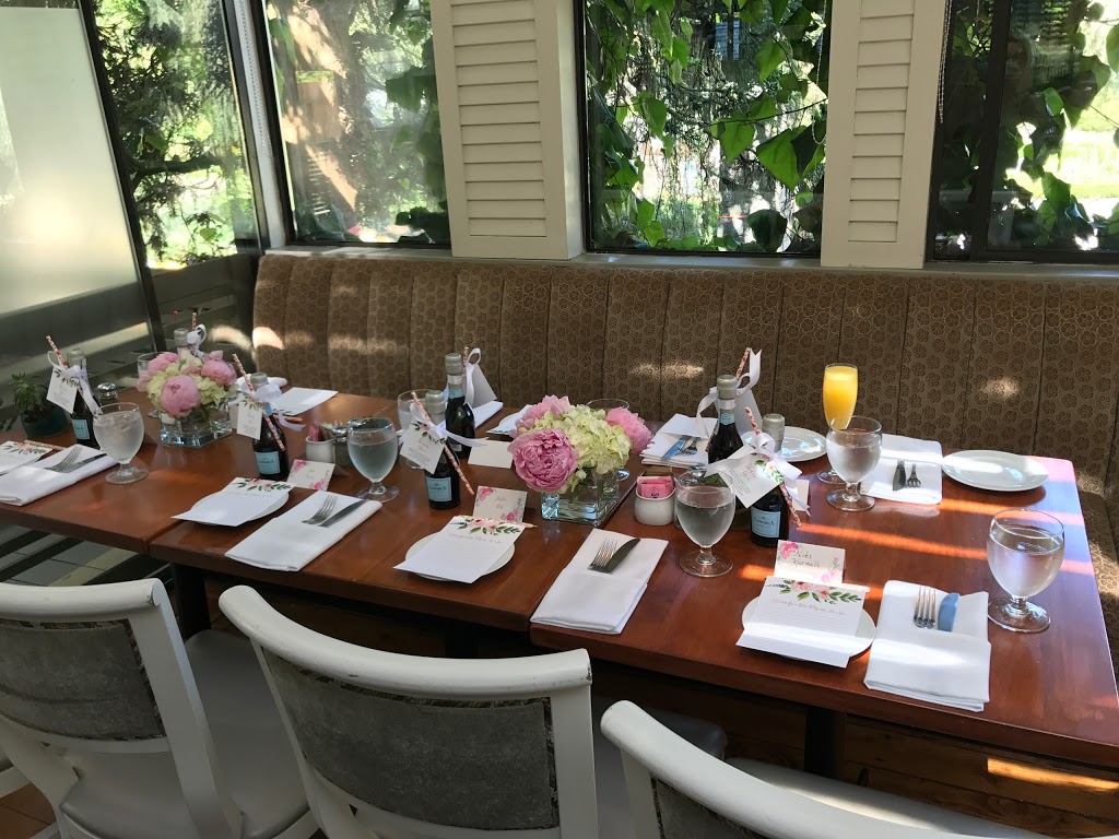 Shaughnessy Restaurant | 5251 Oak St, Vancouver, BC V6M 4H1, Canada | Phone: (604) 261-0011