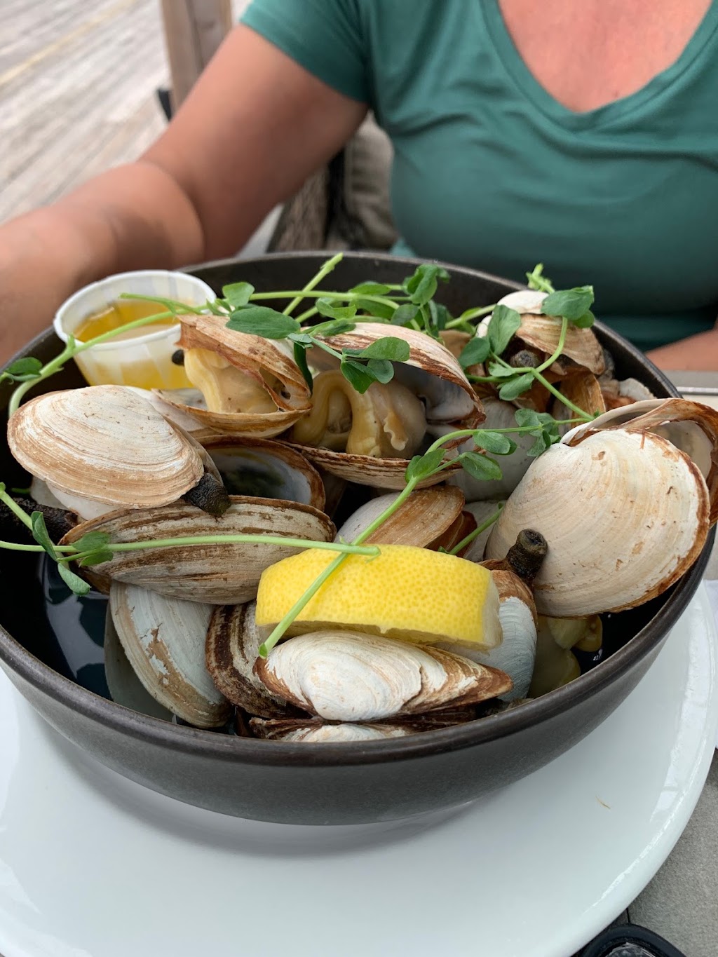 Carrs Oyster Bar | 32 Campbellton Rd, Stanley Bridge, PE C0B 1M0, Canada | Phone: (902) 886-3355