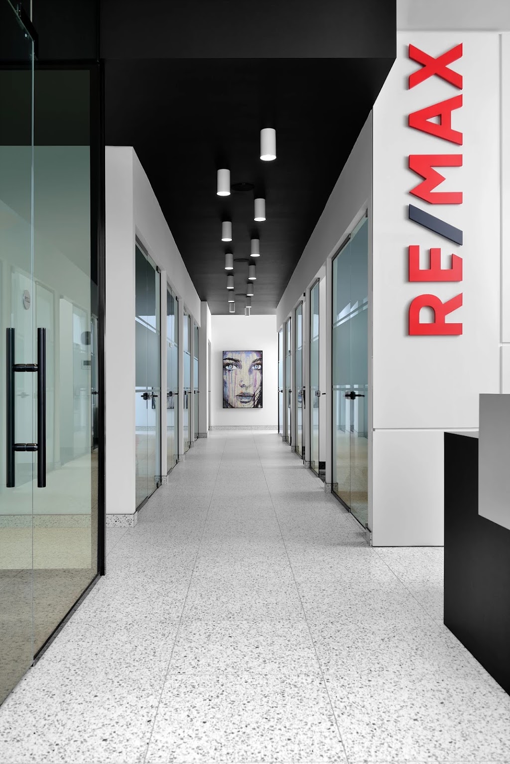 KATERINA GRIBKOVA - Toronto Realtor | RE/MAX ULTIMATE INC. | 836 Dundas St W, Toronto, ON M6J 1V5, Canada | Phone: (416) 832-0052