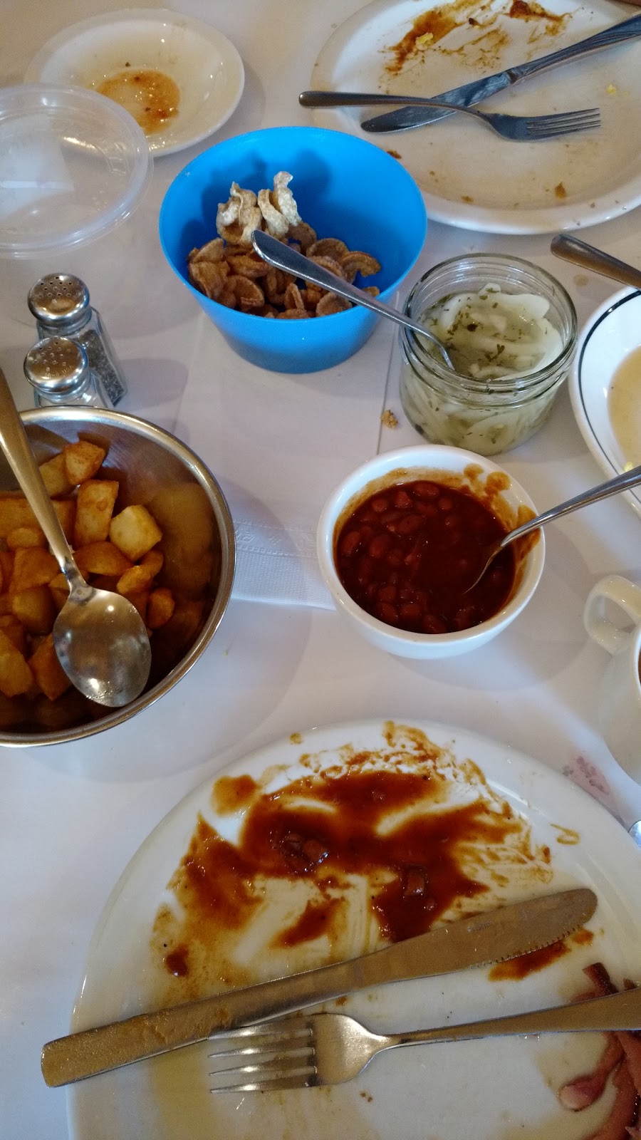 Érablière La Petite Coulée de St-Esprit | 143 Rang des Continuations, Saint-Esprit, QC J0K 2L0, Canada | Phone: (450) 839-2718