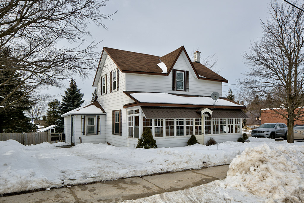 Reuben McCallum - Realtor (Grey Highlands and Area) | 1 Toronto Rd, Flesherton, ON N0C 1E0, Canada | Phone: (519) 924-3513