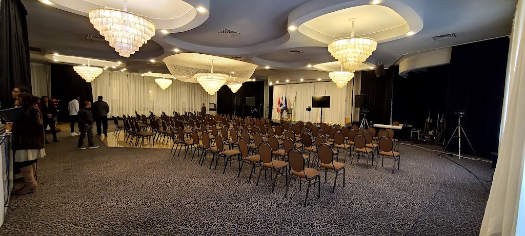 Eglise de Dieu Sainteté | 8860 Boul Langelier, Saint-Léonard, QC H1P 3C8, Canada | Phone: (514) 692-8153