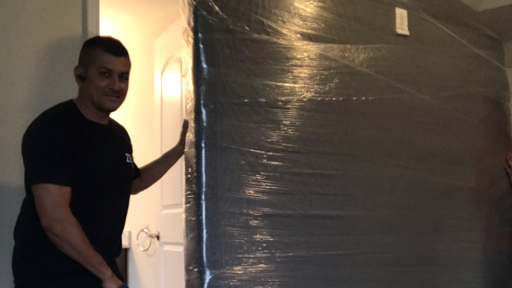 Zeus moving services Ltd. | 28 Tiglio Rd, Vaughan, ON L4H 0M3, Canada | Phone: (647) 465-6360