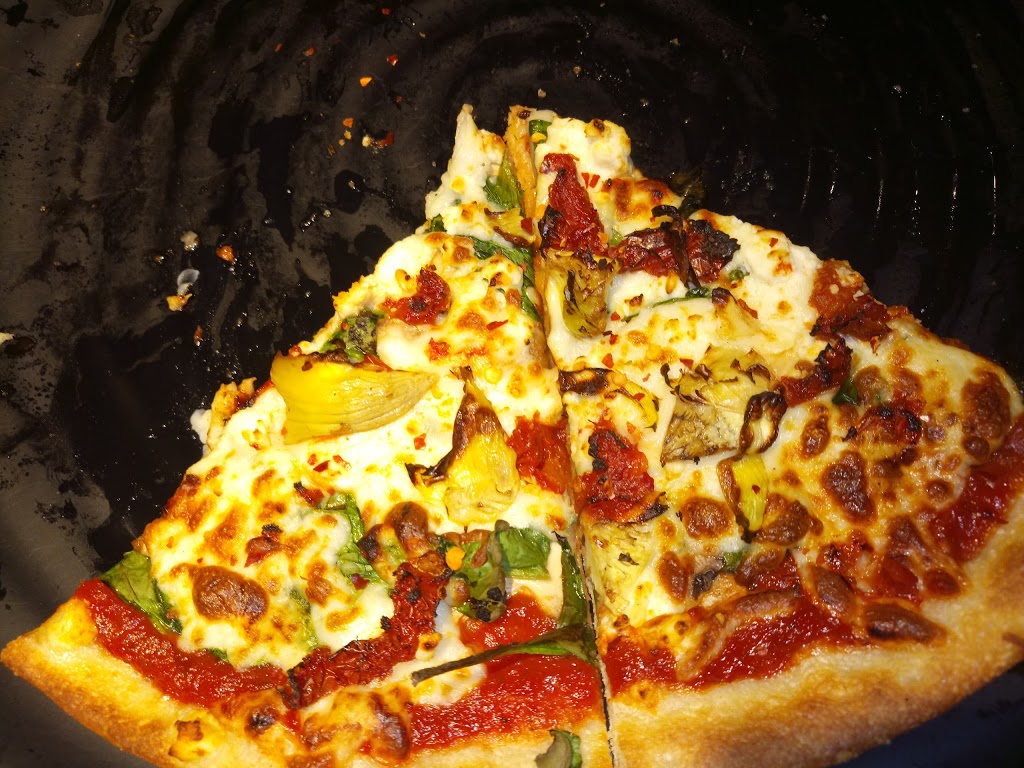 Boston Pizza | 805 Boyd St Unit P100, New Westminster, BC V3M 5X2, Canada | Phone: (604) 759-3133