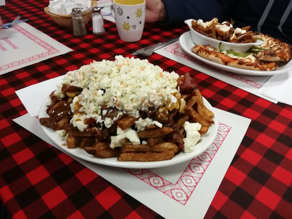 LE RESTO DU DOMAINE | 147 QC-212, Notre-Dame-des-Bois, QC J0B 2E0, Canada | Phone: (873) 732-6020