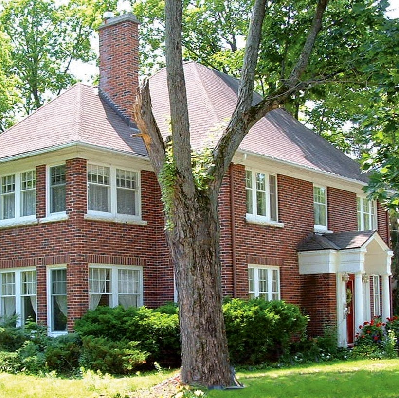 The Inn On Bay | 291 Bay St, Gravenhurst, ON P1P 1H1, Canada | Phone: (705) 801-6601