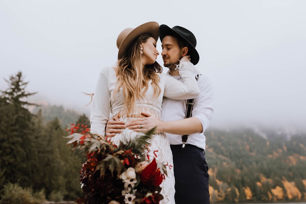 Chanel Gamble Photography | 51 Porter Rd, Nanaimo, BC V9X 1B6, Canada | Phone: (250) 667-4334