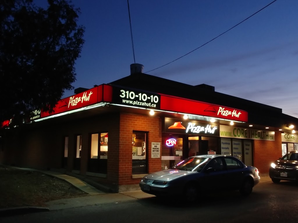 Pizza Hut | 392 John St, Thornhill, ON L3T 5W6, Canada | Phone: (905) 886-4444