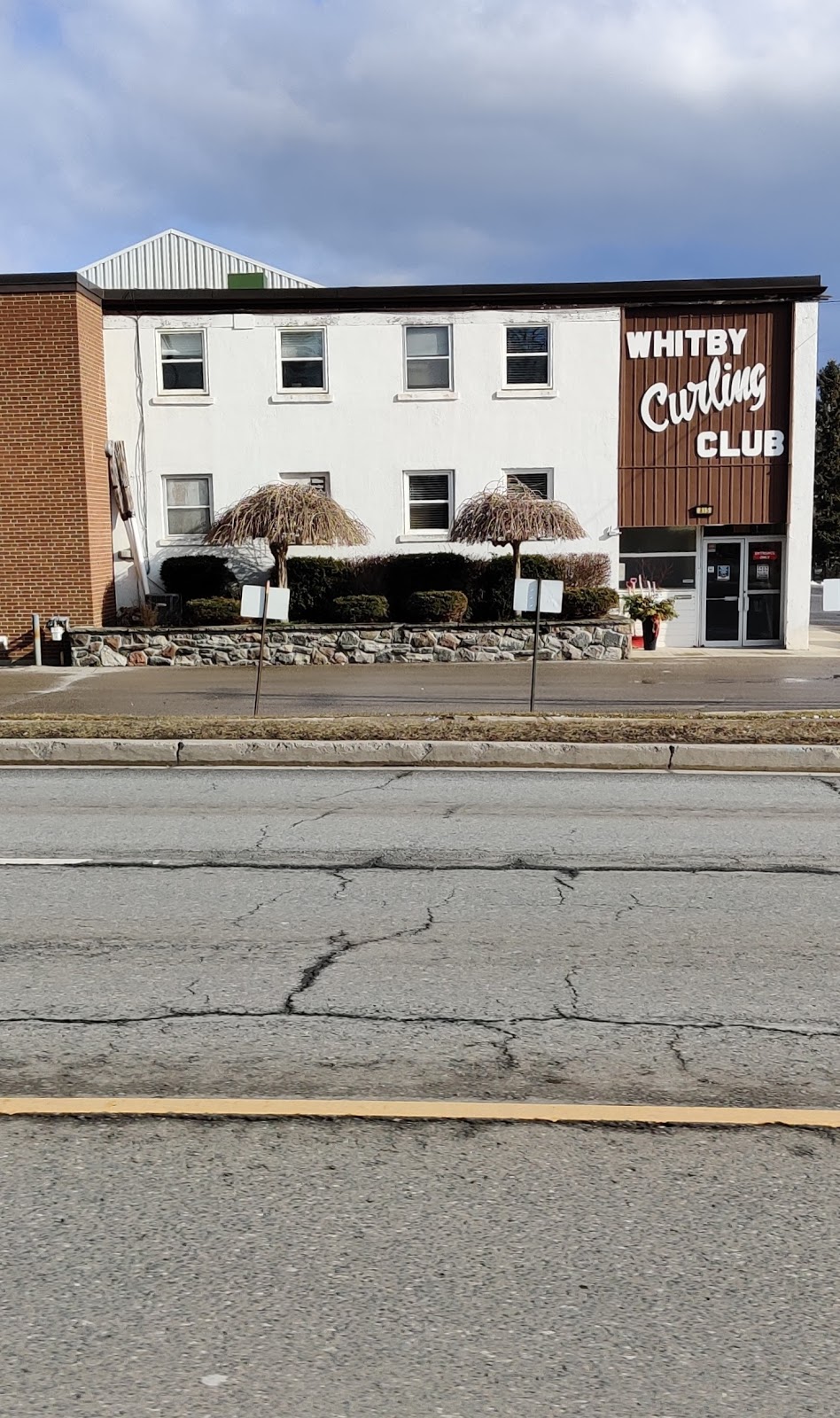 Whitby Curling Club | 815 Brock St N, Whitby, ON L1N 4J3, Canada | Phone: (905) 668-5021