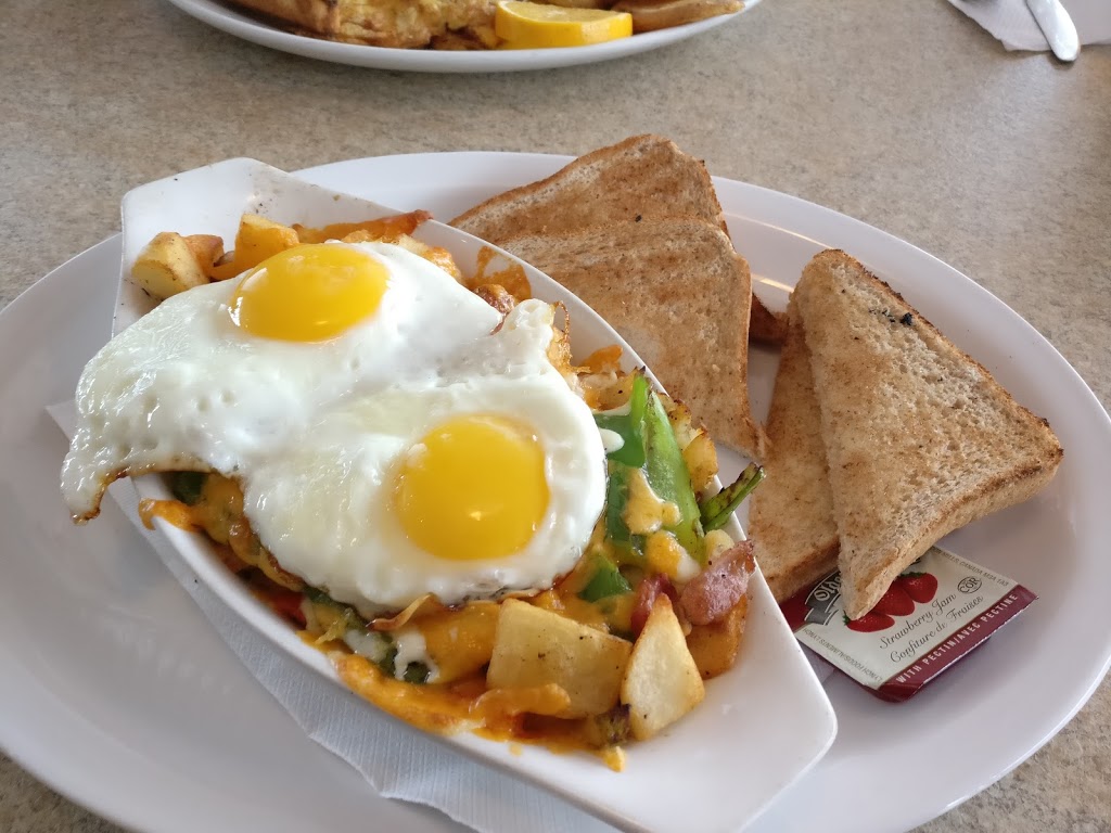 Daily Grill Restaurant | 615 Davenport Rd, Waterloo, ON N2V 2G2, Canada | Phone: (519) 886-4752