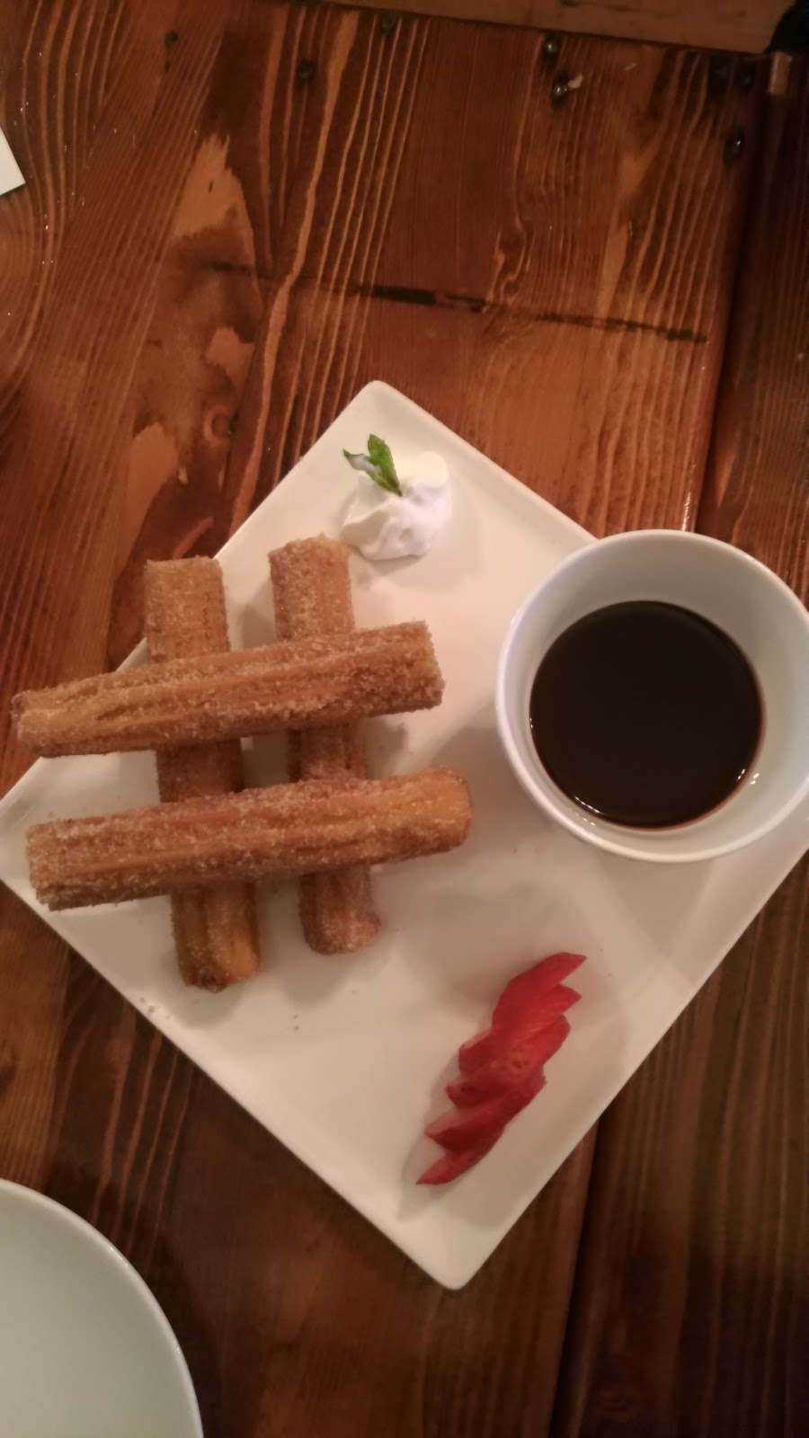 Zocalo Modern Cantina | 646 Kingsway, Vancouver, BC V5T 3K4, Canada | Phone: (604) 336-9444