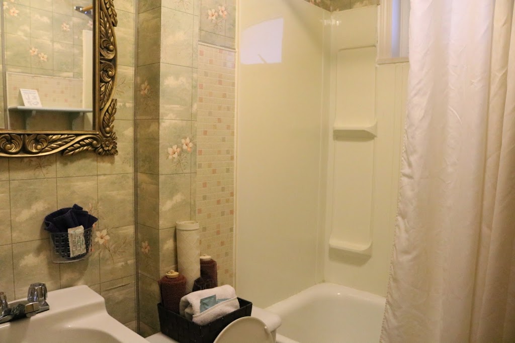 Wakaw Lodge Motel | Hwy 2, Wakaw, SK S0K 4P0, Canada | Phone: (306) 233-4345