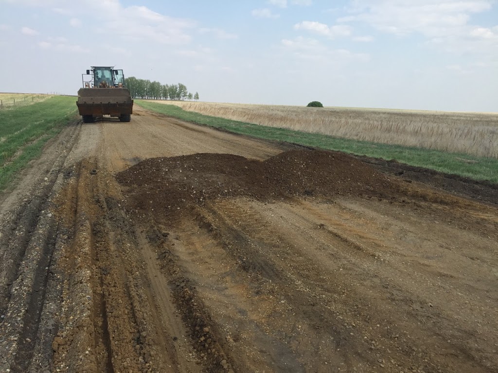 Seaborg Hauling & Excavating | 1634 Grace St, Moose Jaw, SK S6H 6Z3, Canada | Phone: (306) 631-8670