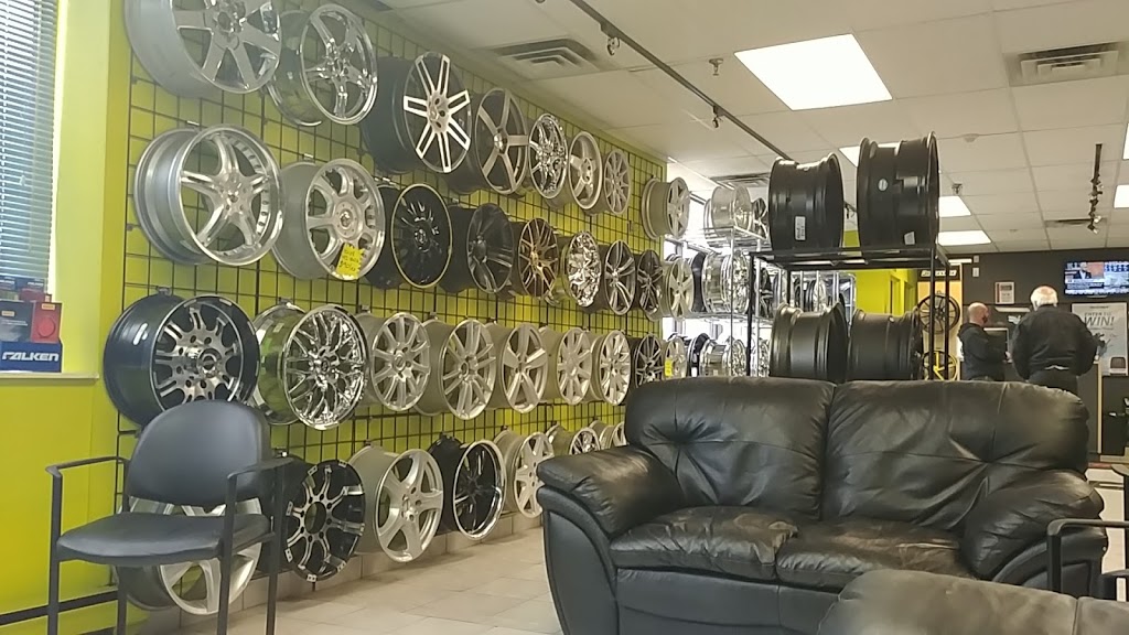 Tiremag | 8241 Keele St, Concord, ON L4K 1Z5, Canada | Phone: (905) 738-0710