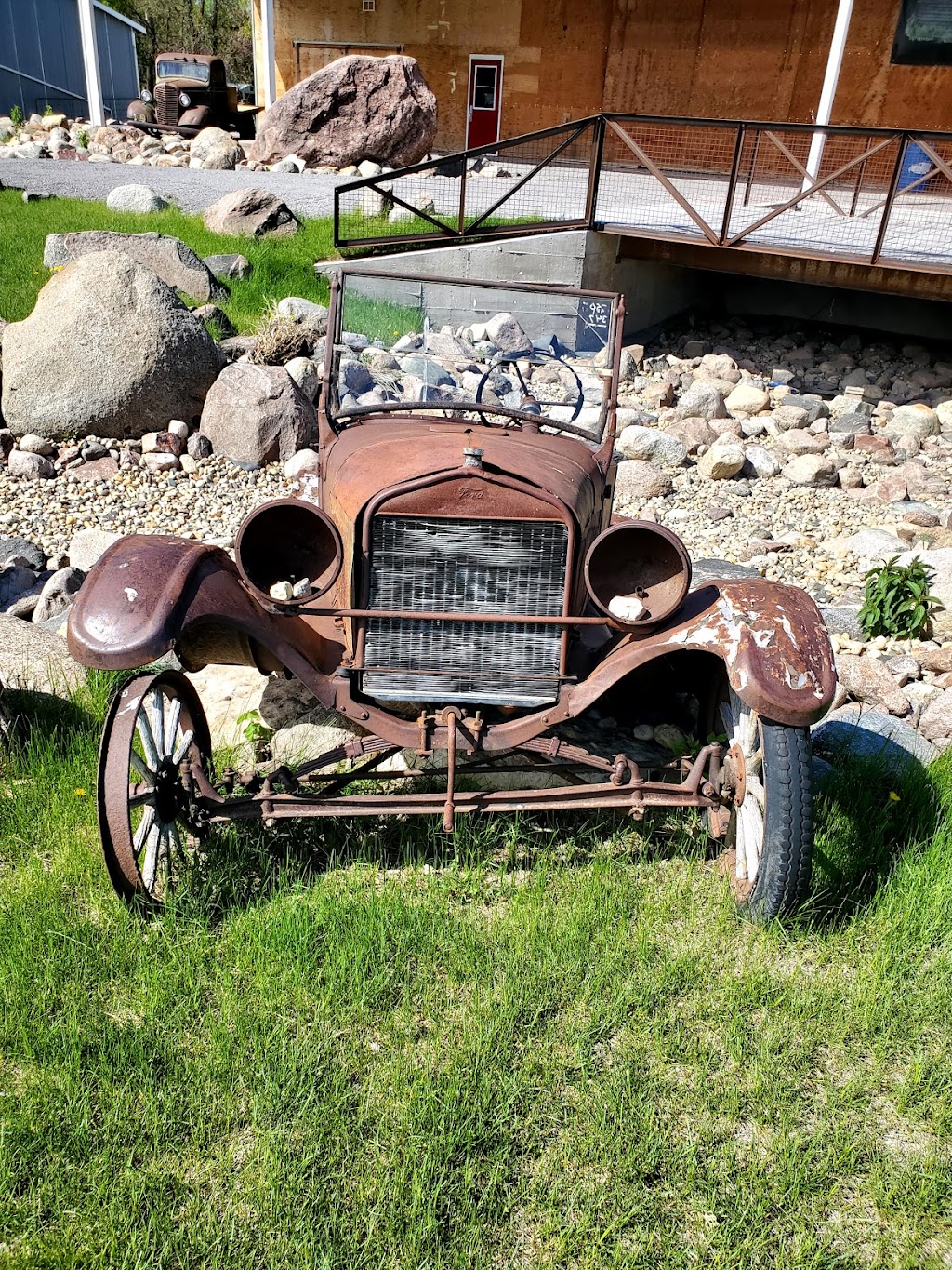 Second Chance Car Museum | museum | Railway avenue and, Vanzile St, Treherne, MB R0G 2V0, Canada | 2042080526 OR +1 204-208-0526