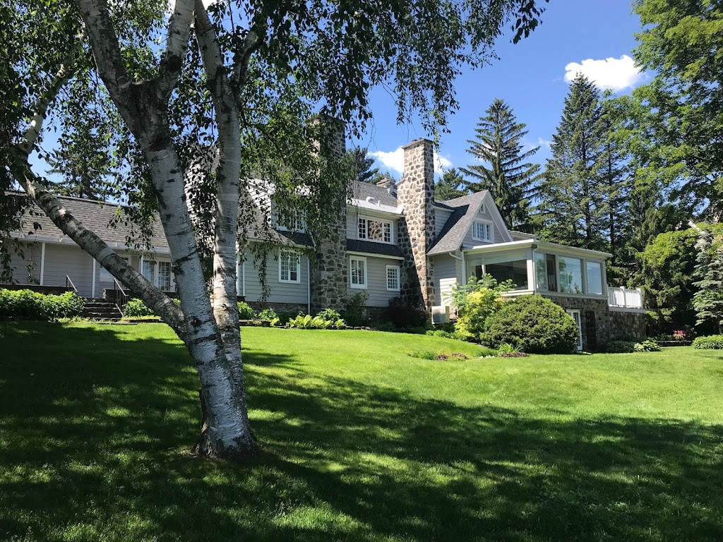 Royal Lepage Champlain- Groupe Immobilier Dina Morsi Inc. | 7250 Bd Taschereau Bureau 8, Brossard, QC J4W 1M9, Canada | Phone: (514) 794-7009