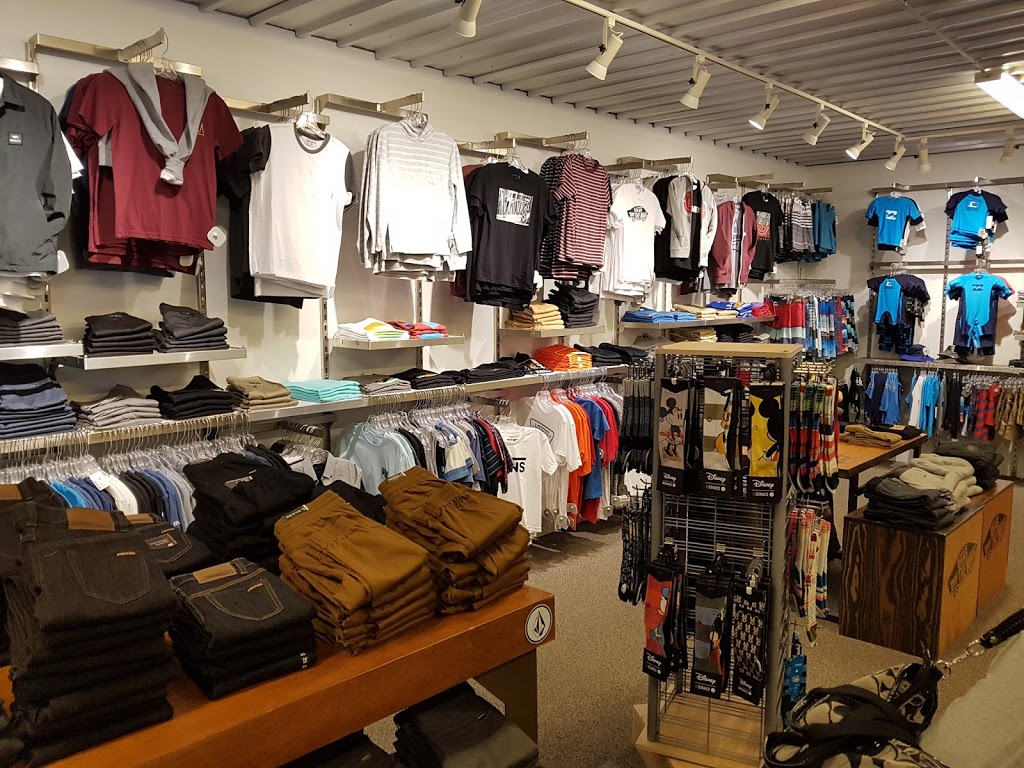 Empire Granby | 57 Rue Robichaud, Granby, QC J2H 0W6, Canada | Phone: (450) 777-2575